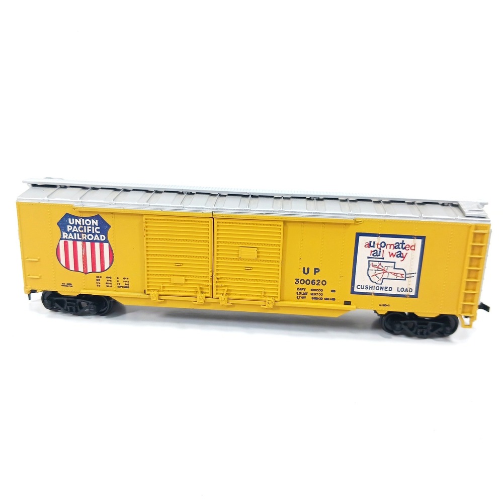 Athearn HO Scale Union Pacific 50ft OB Box Car Yellow 1342 Automated Rail Way